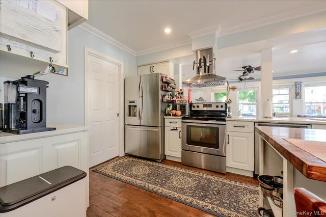 48 W 3rd Street, Freeport, NY 11520