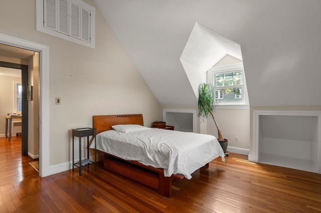 29 Laurel St., Arlington, MA 02476