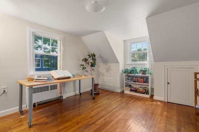 29 Laurel St., Arlington, MA 02476