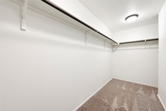 111 Pearland ST, Hutto, TX 78634