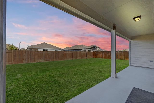 111 Pearland ST, Hutto, TX 78634