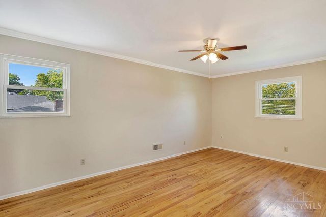 9800 Delray Drive, Montgomery, OH 45242