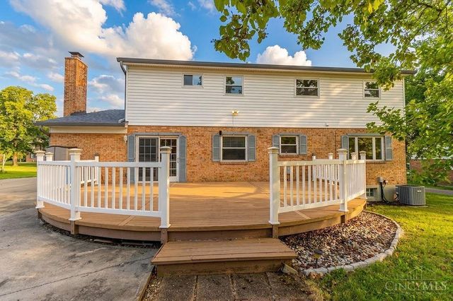 9800 Delray Drive, Montgomery, OH 45242