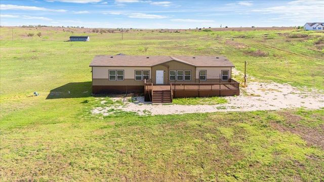 430 County Road 451, Coupland, TX 78615