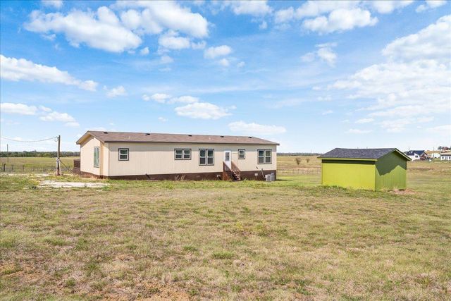 430 County Road 451, Coupland, TX 78615