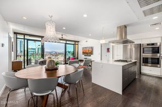 200 W PORTLAND Street 827, Phoenix, AZ 85003