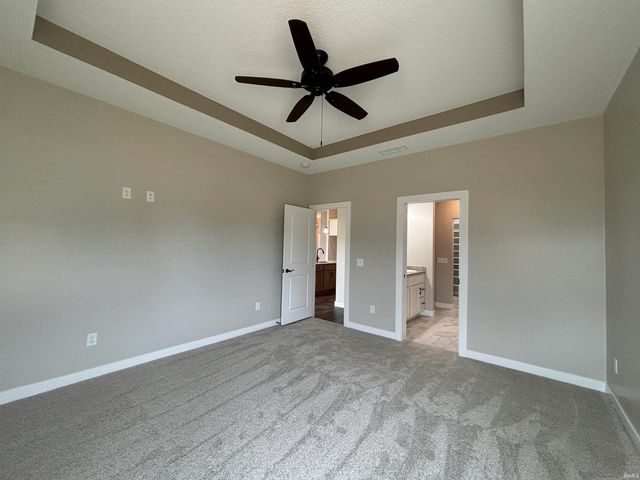 4974 CHICKADEE Drive, Woodburn, IN 46797