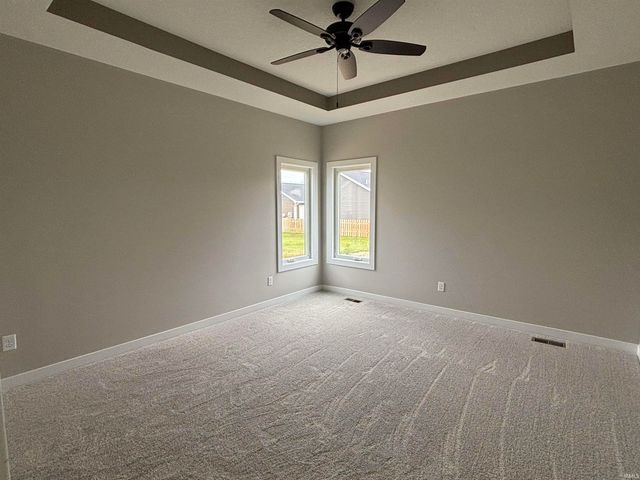 4974 CHICKADEE Drive, Woodburn, IN 46797