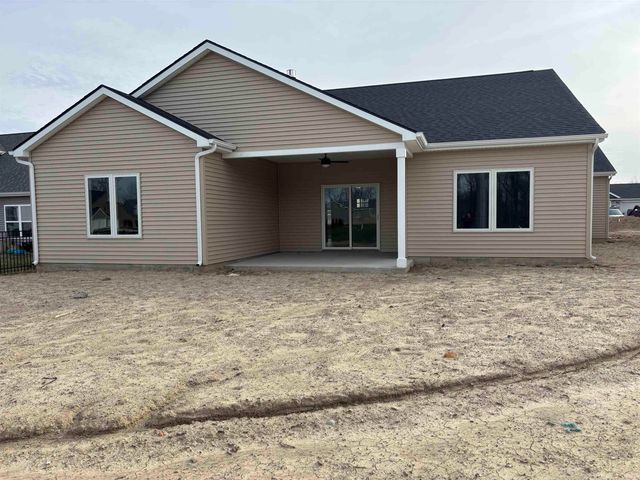 4974 CHICKADEE Drive, Woodburn, IN 46797