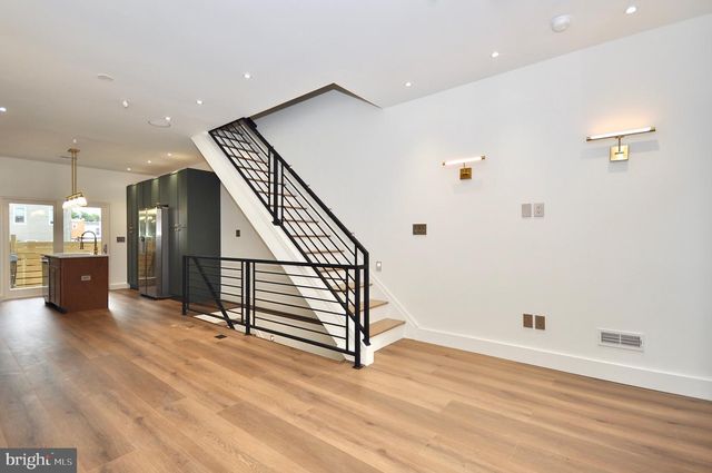 2043 N ORKNEY ST, Philadelphia, PA 19122