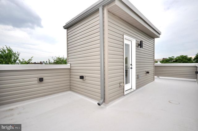 2043 N ORKNEY ST, Philadelphia, PA 19122