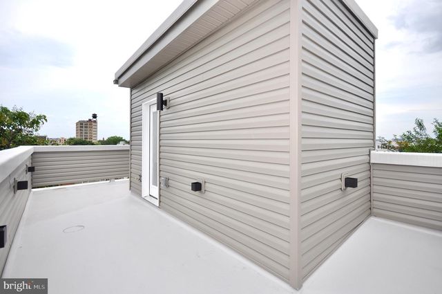 2043 N ORKNEY ST, Philadelphia, PA 19122