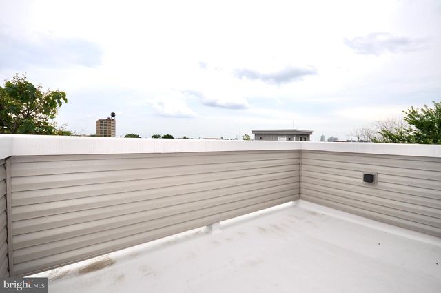 2043 N ORKNEY ST, Philadelphia, PA 19122