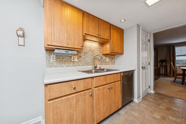 965 Woodlyn Drive N, Anderson Twp, OH 45230