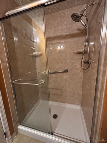 965 Woodlyn Drive N, Anderson Twp, OH 45230