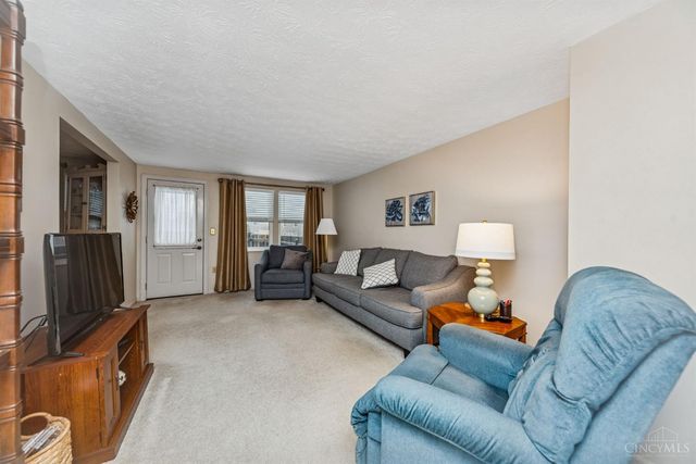 965 Woodlyn Drive N, Anderson Twp, OH 45230