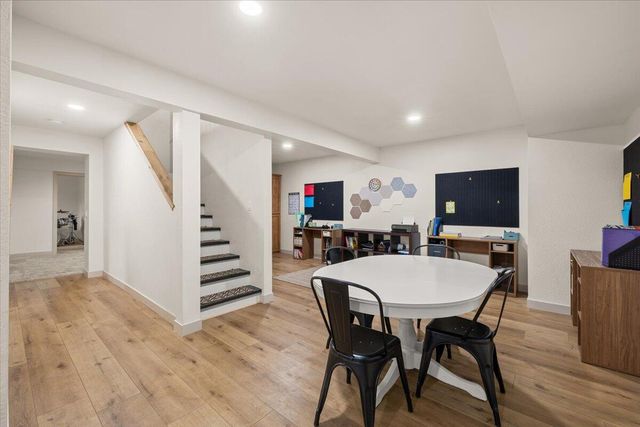 350 Splendor Drive, Wilderville, OR 97543