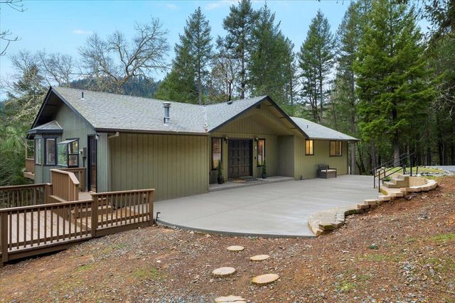 350 Splendor Drive, Wilderville, OR 97543