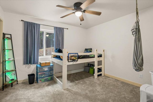 350 Splendor Drive, Wilderville, OR 97543