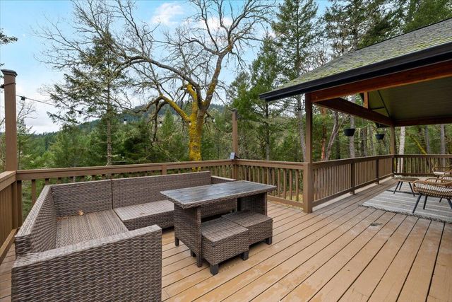 350 Splendor Drive, Wilderville, OR 97543