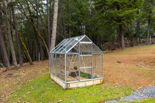 350 Splendor Drive, Wilderville, OR 97543