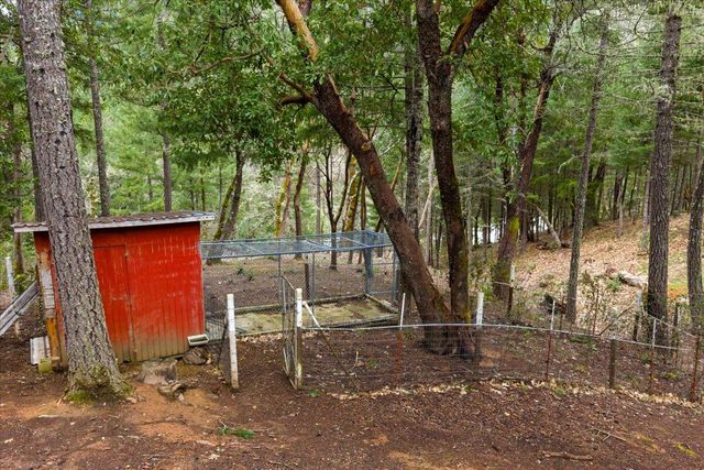 350 Splendor Drive, Wilderville, OR 97543