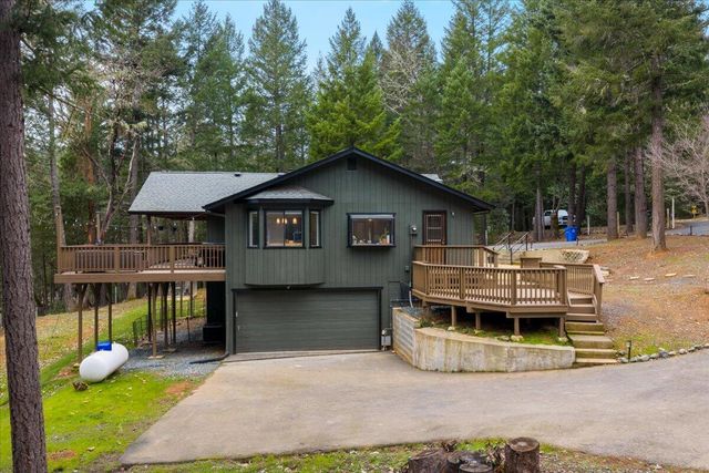 350 Splendor Drive, Wilderville, OR 97543
