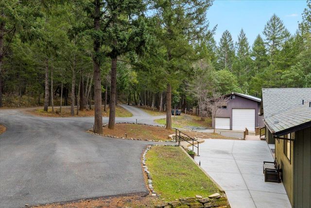 350 Splendor Drive, Wilderville, OR 97543