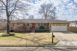 3700 Dallas Street, Fort Smith, AR 72903