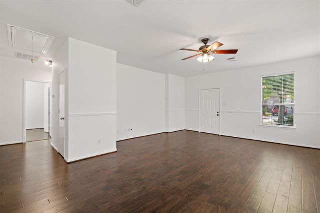 5425 Jefferson Street, Pearland, TX 77584