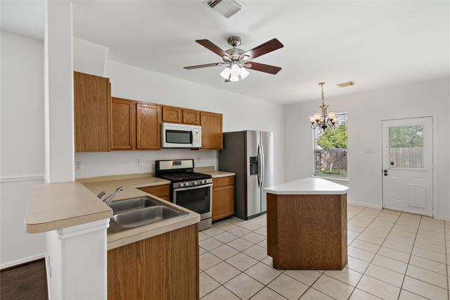 5425 Jefferson Street, Pearland, TX 77584