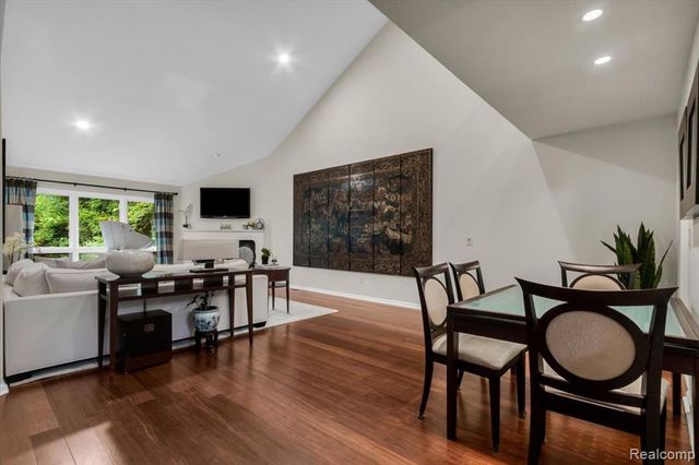 24547 Martel Drive, Farmington Hills, MI 48335