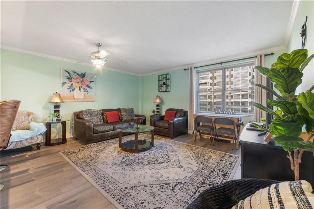 300 Peachtree NE Street 23J, Atlanta, GA 30308