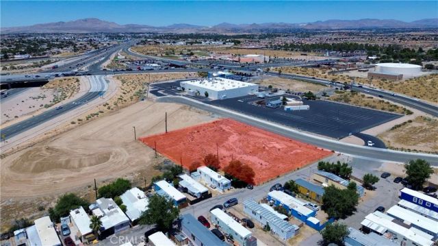 1 Locust, Hesperia, CA 92345