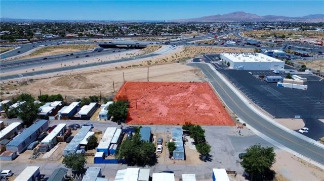 1 Locust, Hesperia, CA 92345