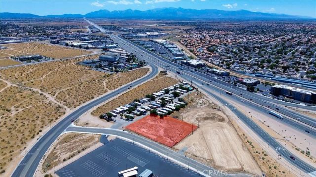 1 Locust, Hesperia, CA 92345