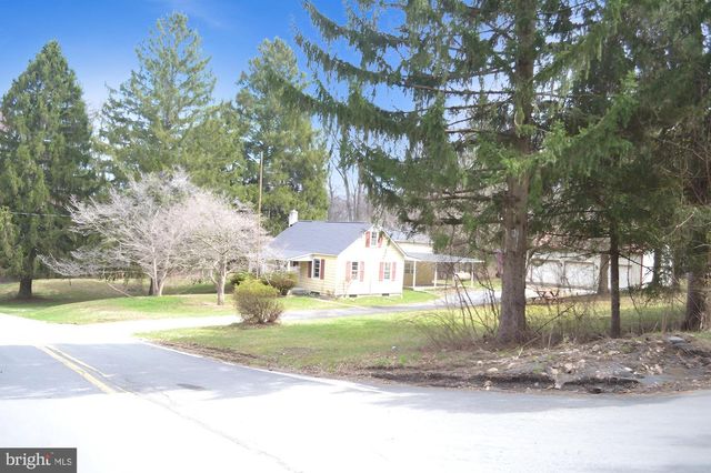 61 MABRY ST, Mertztown, PA 19539