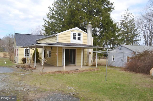 61 MABRY ST, Mertztown, PA 19539