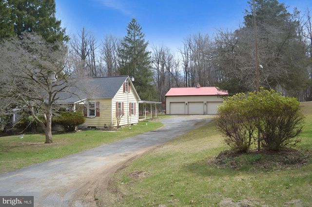 61 MABRY ST, Mertztown, PA 19539