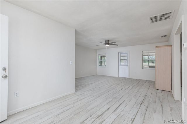 2180 N Trucks Avenue, Hernando, FL 34442