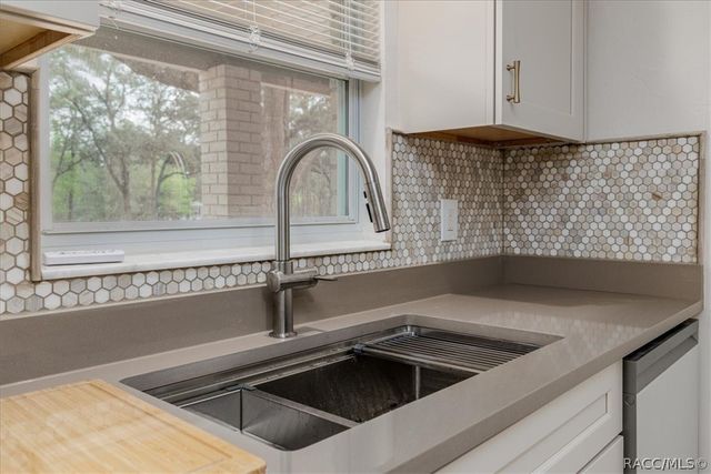 2180 N Trucks Avenue, Hernando, FL 34442