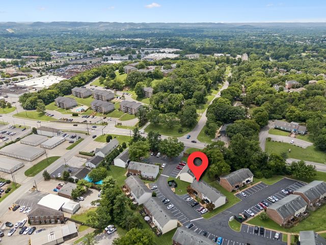 200 N Royal Oaks Blvd Apt E1, Franklin, TN 37067