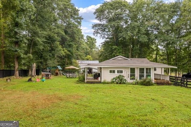 285 Air Acres Way, Woodstock, GA 30188