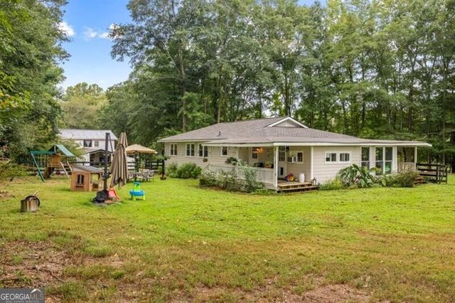 285 Air Acres Way, Woodstock, GA 30188