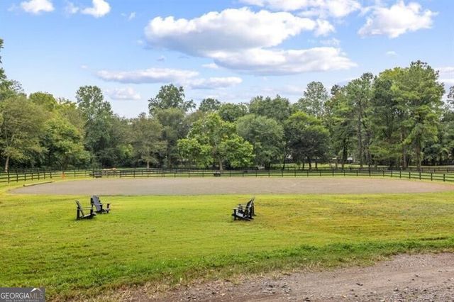 285 Air Acres Way, Woodstock, GA 30188