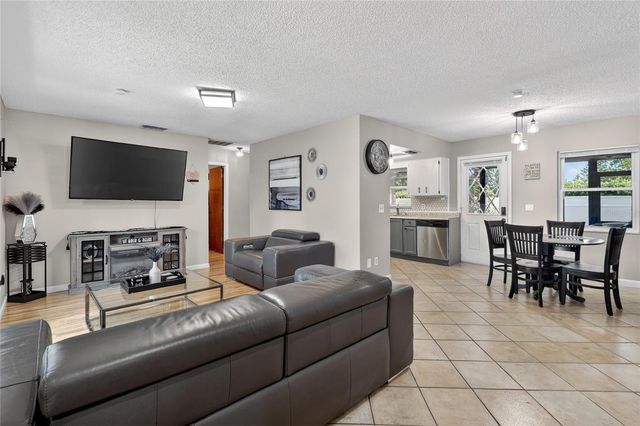 736 SCOTT LAKE VILLAGE N, Lakeland, FL 33813