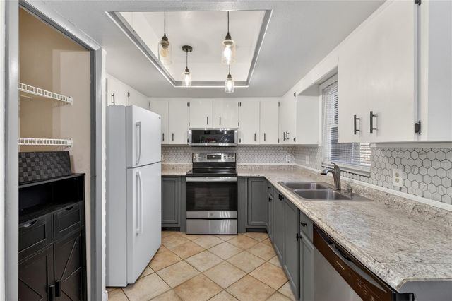 736 SCOTT LAKE VILLAGE N, Lakeland, FL 33813
