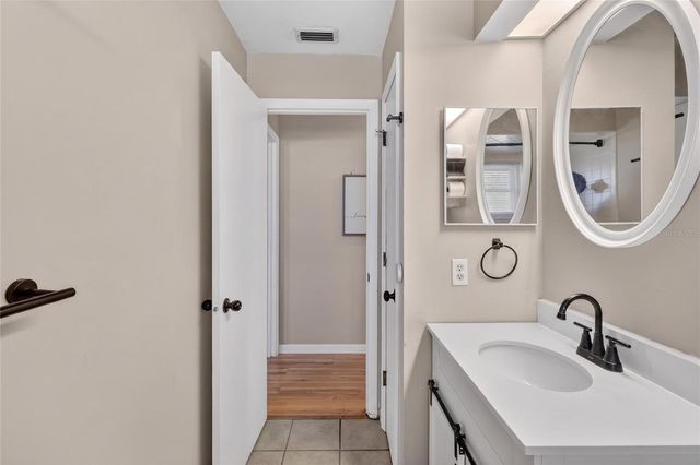 736 SCOTT LAKE VILLAGE N, Lakeland, FL 33813