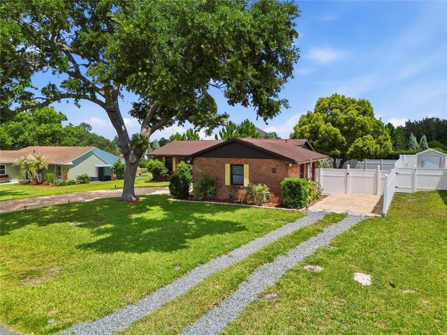 736 SCOTT LAKE VILLAGE N, Lakeland, FL 33813