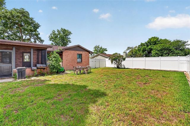 736 SCOTT LAKE VILLAGE N, Lakeland, FL 33813
